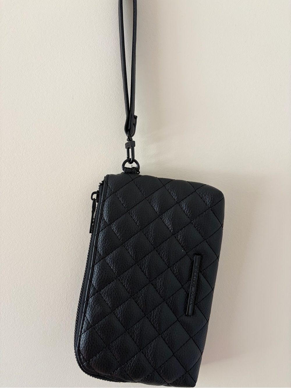 Steve Madden Black Quilted Wristlet Crossbody